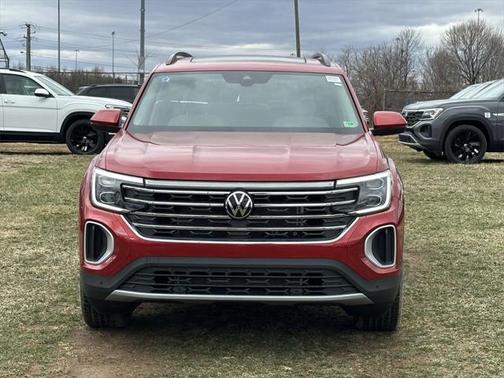 2025 Volkswagen Atlas 2.0T SE w/Technology 4MOTION