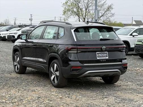 2025 Volkswagen Taos 1.5T S