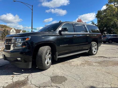 2020 Chevrolet Suburban LT