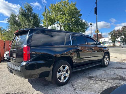 2020 Chevrolet Suburban LT