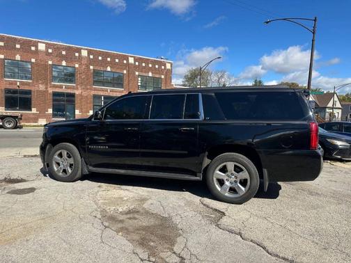 2020 Chevrolet Suburban LT