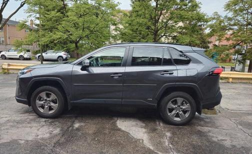 2024 Toyota RAV4 Hybrid XLE