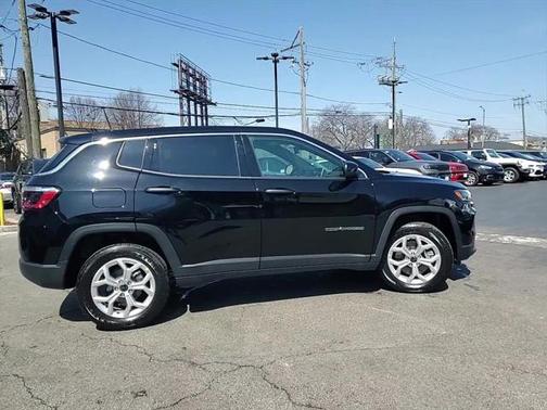2025 Jeep Compass Sport