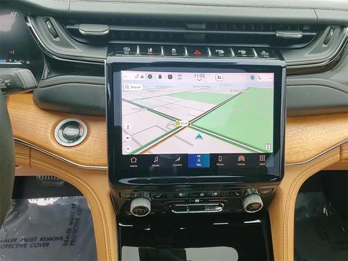 2024 Jeep Grand Cherokee Summit