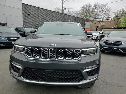 2024 Jeep Grand Cherokee Summit