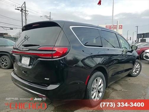 2025 Chrysler Pacifica L