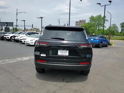 2025 Jeep Grand Cherokee Altitude