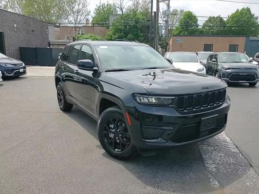 2025 Jeep Grand Cherokee Altitude