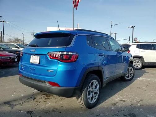 2025 Jeep Compass Latitude