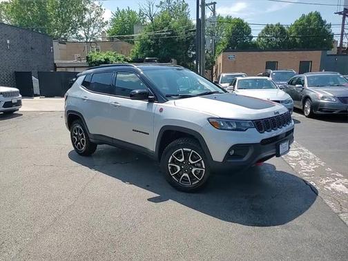 2025 Jeep Compass Trailhawk