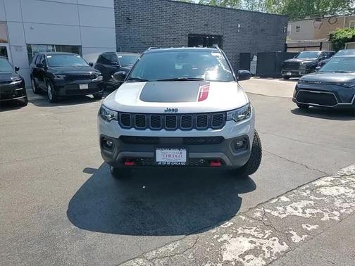 2025 Jeep Compass Trailhawk
