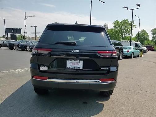 2025 Jeep Grand Cherokee Laredo