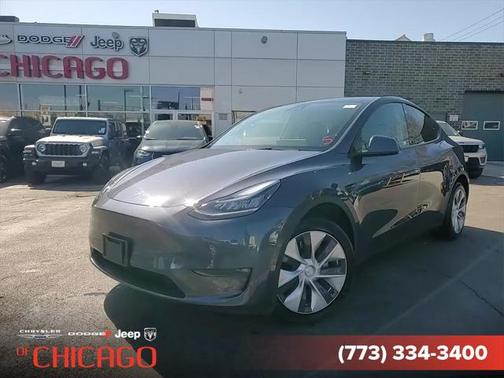 2022 Tesla Model Y Long Range Dual Motor All-Wheel Drive