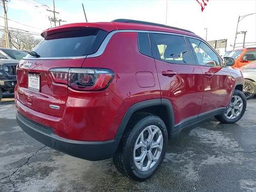 2025 Jeep Compass Latitude