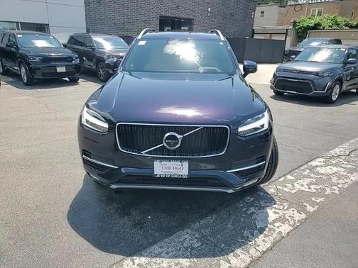 2019 Volvo XC90 T6 Momentum