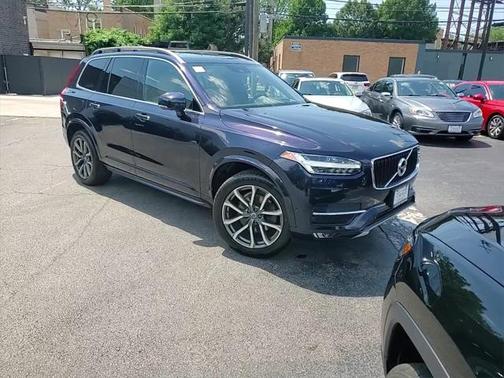 2019 Volvo XC90 T6 Momentum
