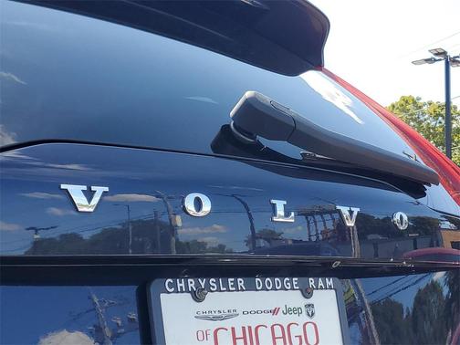 2019 Volvo XC90 T6 Momentum