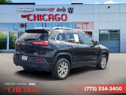 Brilliant Black Crystal Pearlcoat 2016 Jeep Cherokee Latitude