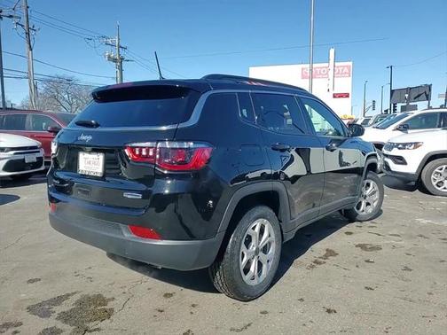 2025 Jeep Compass Latitude
