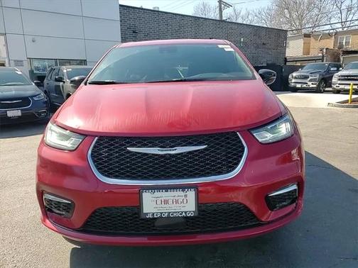 2025 Chrysler Pacifica Hybrid Select