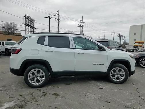 2025 Jeep Compass Latitude