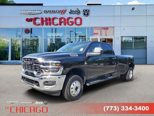 2025 RAM 3500 Tradesman Crew Cab 4x4 8' Box