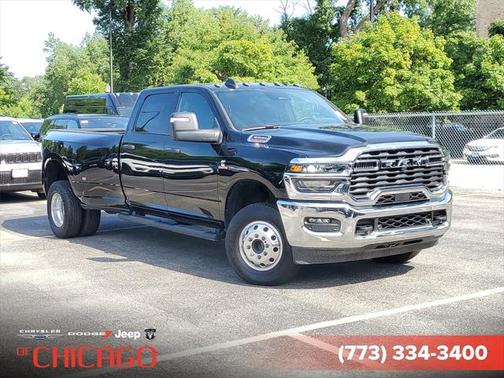 2025 RAM 3500 Tradesman Crew Cab 4x4 8' Box