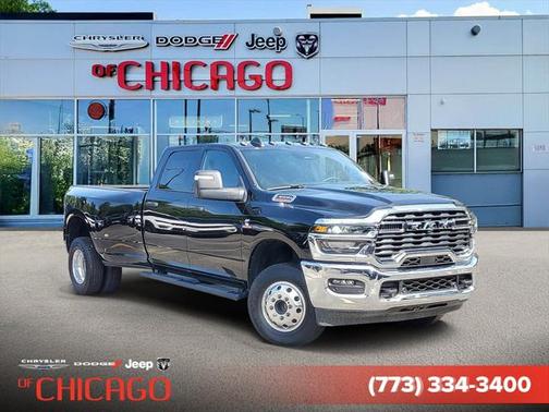 2025 RAM 3500 Tradesman Crew Cab 4x4 8' Box