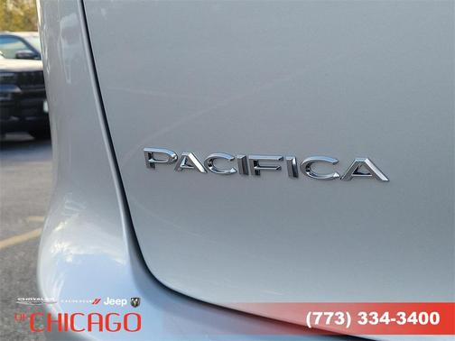 2026 Chrysler Pacifica L