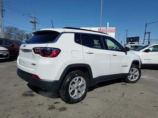 2025 Jeep Compass Latitude