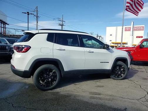 2025 Jeep Compass Latitude