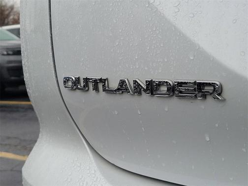 2024 Mitsubishi Outlander SE 2.5 S-AWC