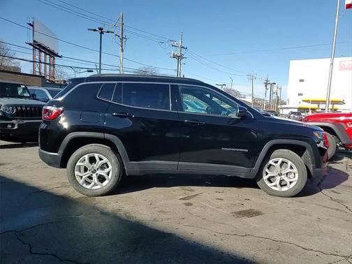 2025 Jeep Compass Latitude