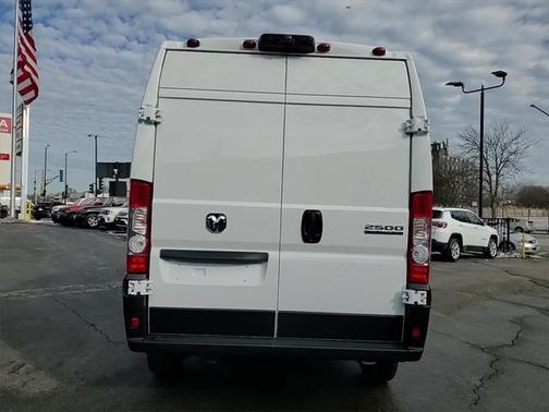 2025 RAM ProMaster 2500 Tradesman