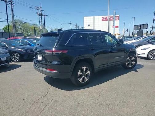 2023 Jeep Grand Cherokee 4xe Base