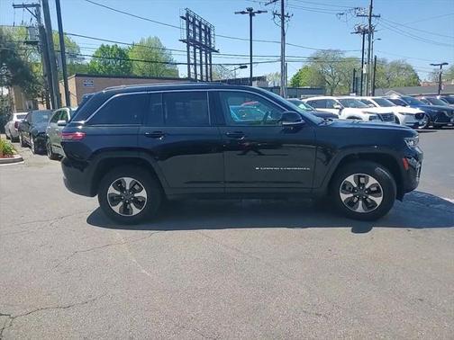 2023 Jeep Grand Cherokee 4xe Base