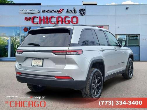 2026 Jeep Grand Cherokee Laredo