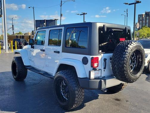2013 Jeep Wrangler Unlimited Sahara