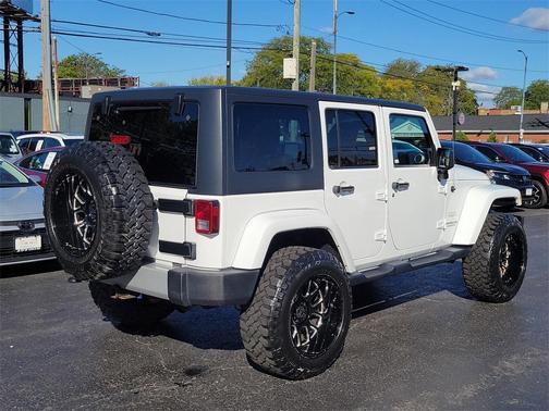2013 Jeep Wrangler Unlimited Sahara
