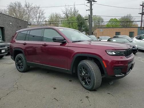 2025 Jeep Grand Cherokee L Altitude