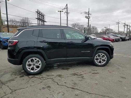 2025 Jeep Compass Latitude