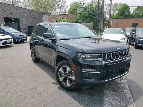 2025 Jeep Grand Cherokee 4xe Base