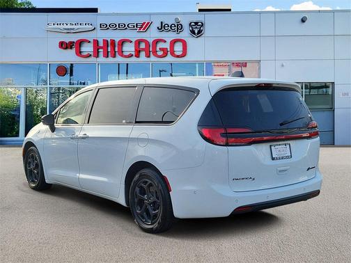 2024 Chrysler Pacifica Hybrid S Appearance Pkg