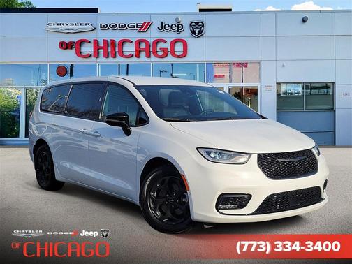 2024 Chrysler Pacifica Hybrid S Appearance Pkg