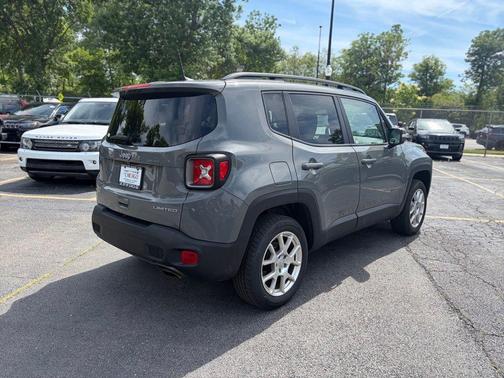 Sting Gray Clearcoat 2021 Jeep Renegade Limited