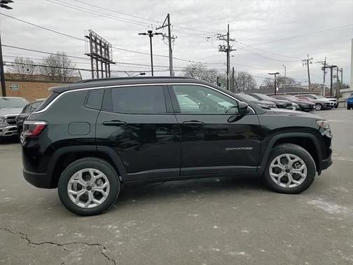 2025 Jeep Compass Latitude