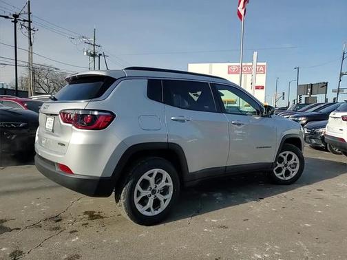 2025 Jeep Compass Latitude