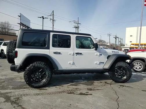 2025 Jeep Wrangler 4xe Willys