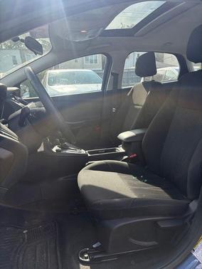 Blue Metallic 2018 Ford Focus SEL