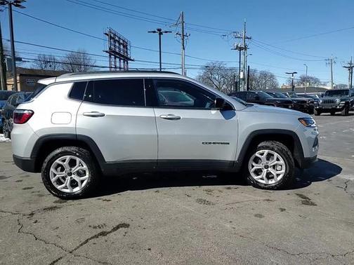 2025 Jeep Compass Latitude
